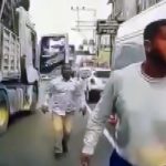 Adana’da tırla otomobilin önünü kesip, tehditler savurdu