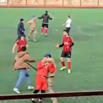 Afyonkarahisar’da maç sonrası saha, savaş alanına döndü