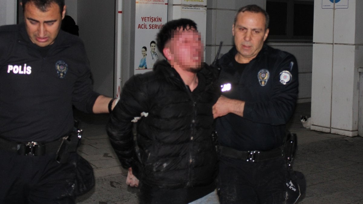 Aksaray’da oğul, annesinin sevgilisini bıçakladı