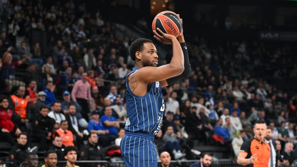 Anadolu Efes’ten Beşiktaş maçında “pelüş oyuncak” çağrısı
