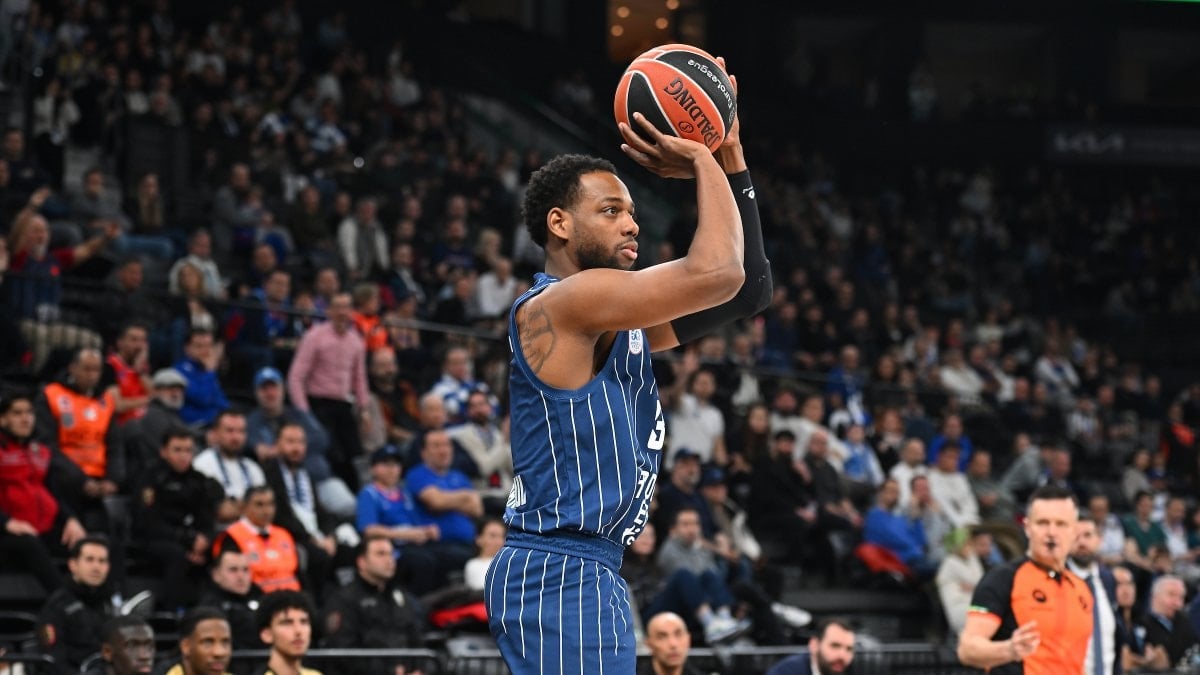 Anadolu Efes’ten Beşiktaş maçında “pelüş oyuncak” çağrısı