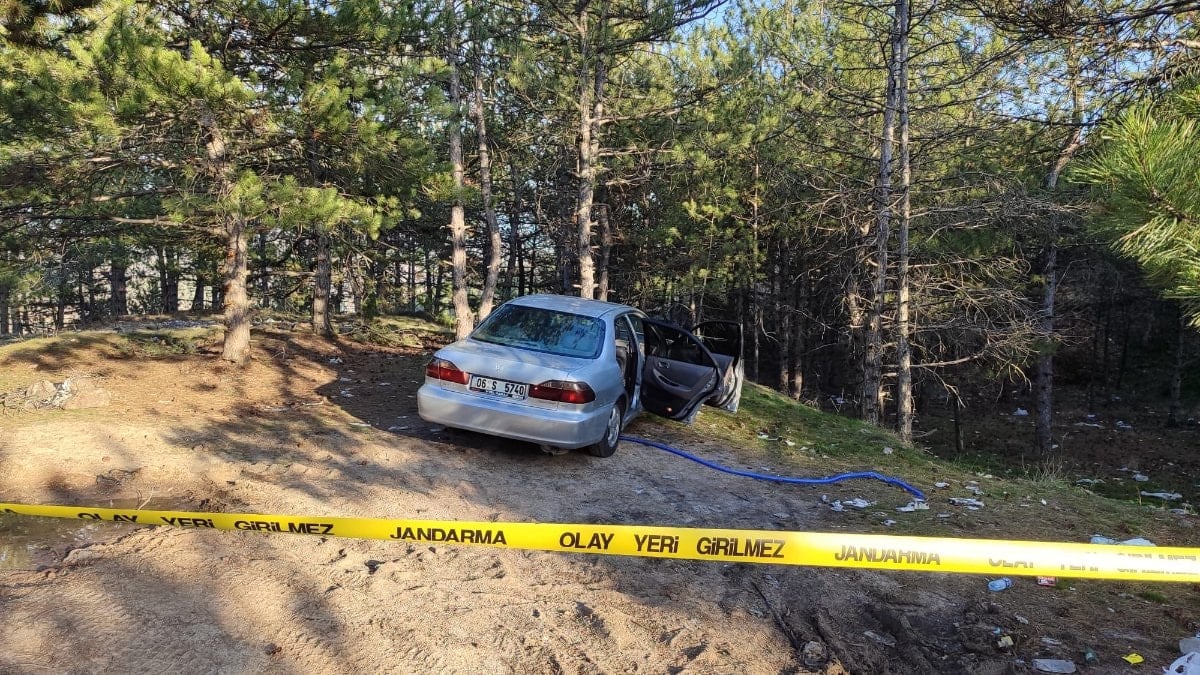 Ankara’da park halindeki otomobilde ölü bulundu