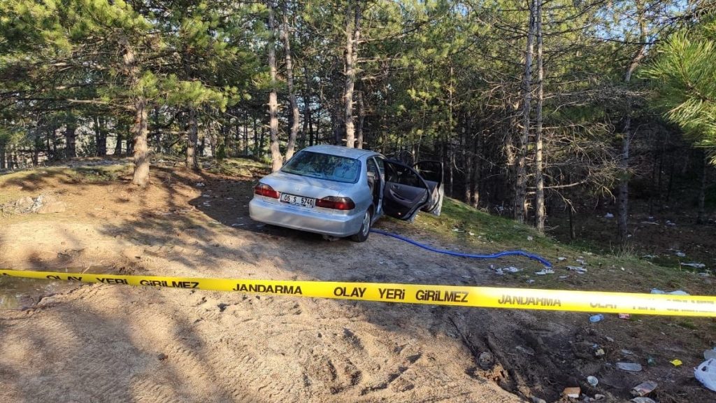 Ankara’da park halindeki otomobilde ölü bulundu