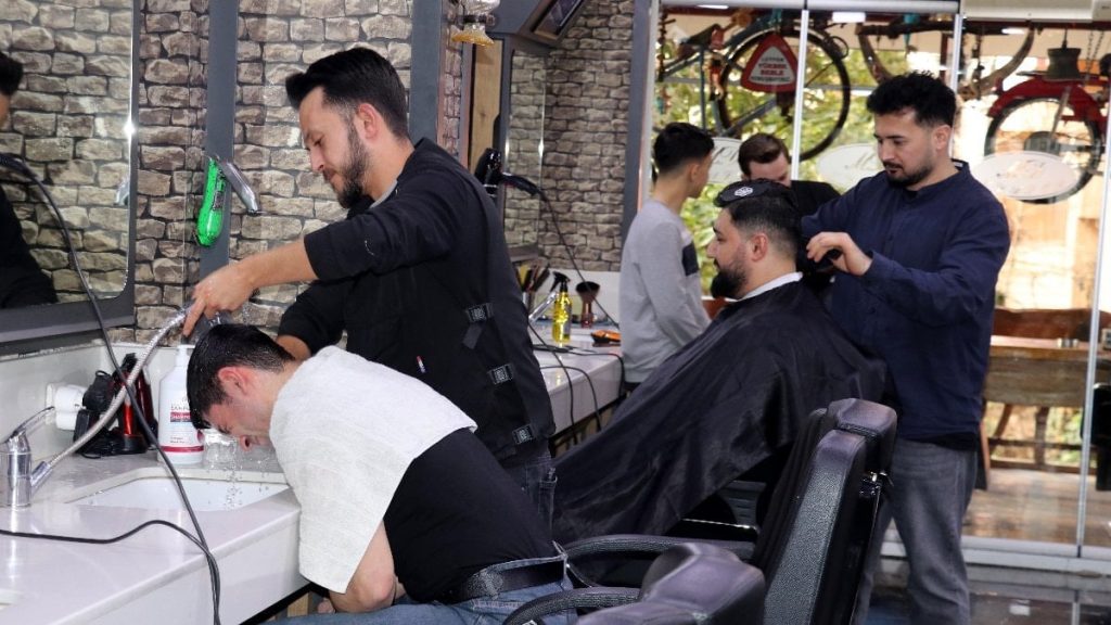 Antalya’da berberlerden bayram uyarısı: Traşı son güne bırakmayın
