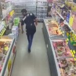 Antalya’da hırsızlık anı kameraya yansıdı