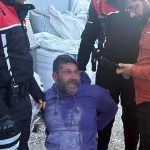 Antalya’da iş yerini yakmaya çalıştı