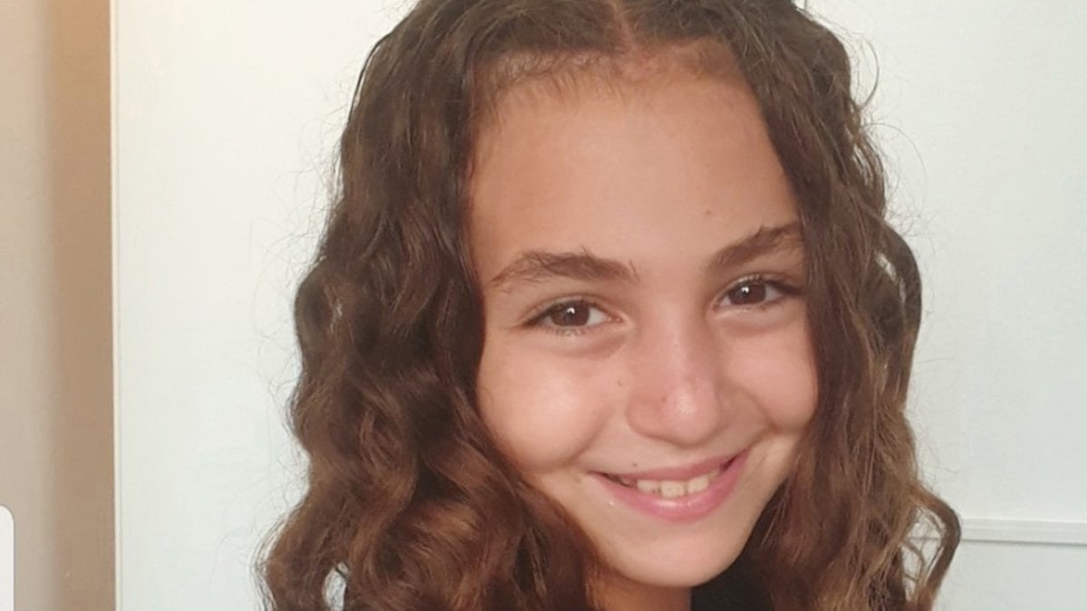 Antalya’da köpekten kaçarken kamyonun çarpması ile ölen Mahra mezarı başında anıldı