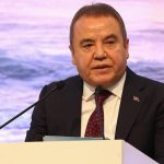 Antalya’da rüşvet davası: Muhittin Böcek hakim karşısında