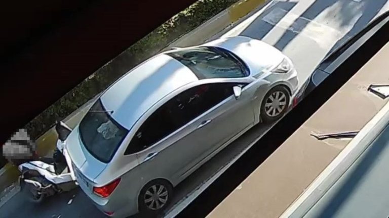 Antalya’da yayaya yol vermek için durdu, pişman oldu: Kaza anları kamerada