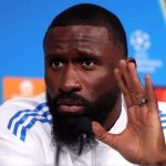 Antonio Rüdiger, basın toplantısının ardından iftara yetişmeye çalıştı