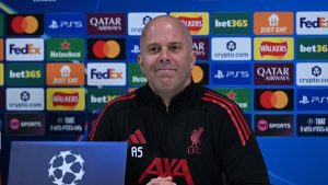 Arne Slot: Çeyrek finale kalmayı hak ediyoruz