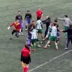 Artvin’de amatör maçta saha karıştı: Karşılaşma tatil edildi