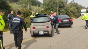 Aydın’da elektrikli araç ile otomobil çarpıştı: 4 yaralı