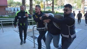 Aydın’da erkek arkadaşı tarafından 7 bıçak darbesiyle öldürüldü