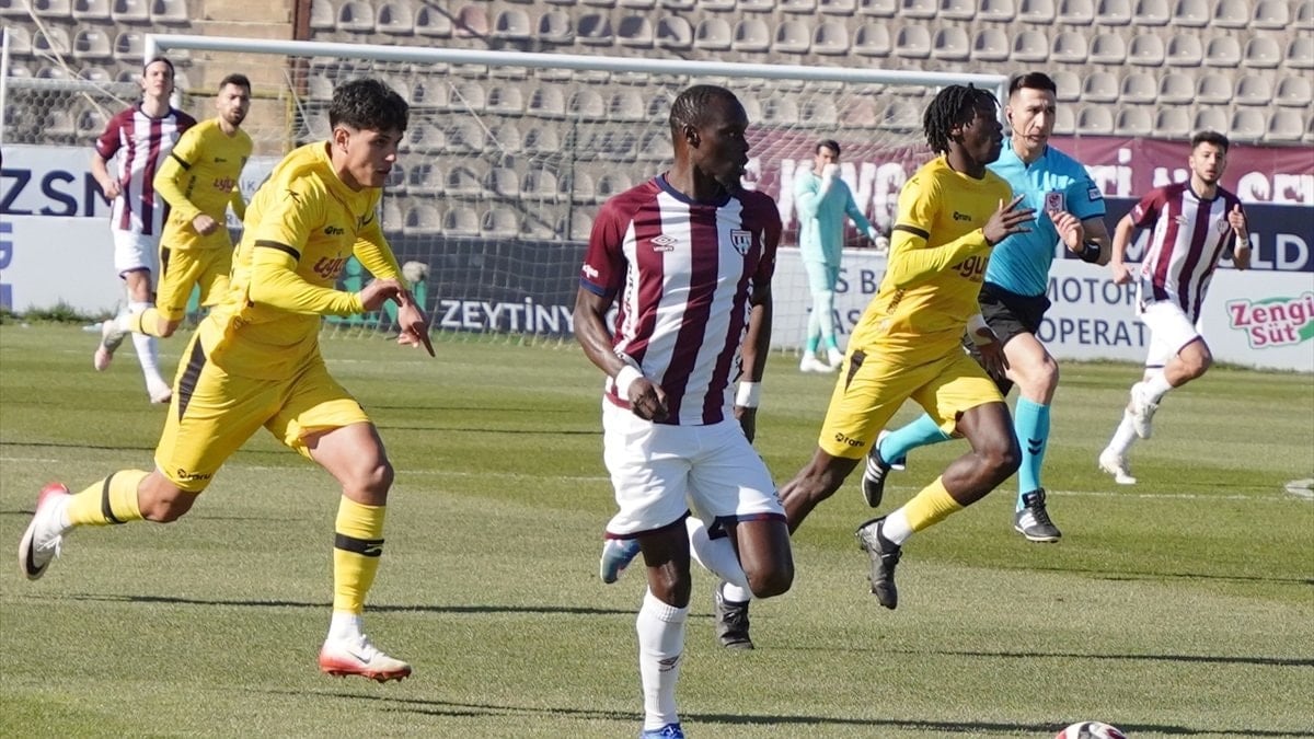 Bandırmaspor, İstanbulspor’u tek golle geçti