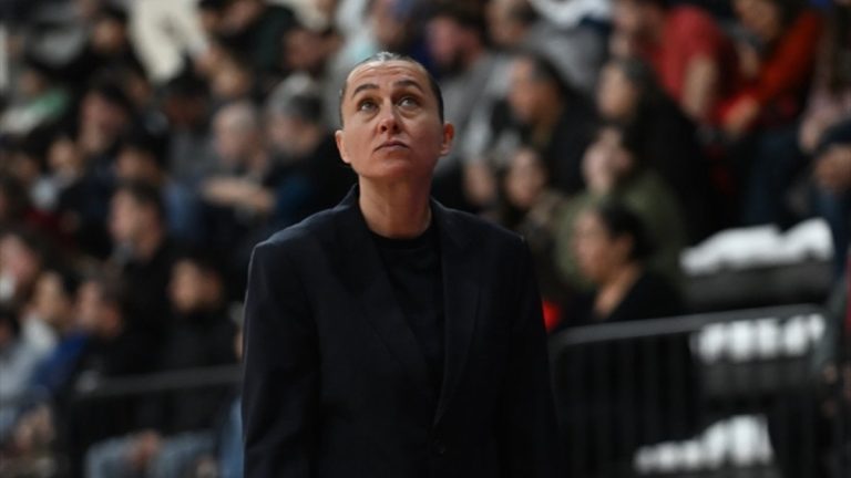 Başantrenör Tuğçe Canbaz’ın koçluk mücadelesi