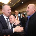 Başkan Büyükakın afet gönüllüleri ile iftar yaptı