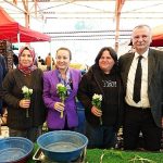 Başkan Dutlulu’dan 8 Mart’a Çiçekli Kutlama