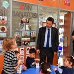 Başkan Erkan Aydın’dan Çocuklara Bayram Ziyareti