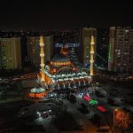 Başkan Pekyatırmacı Kadir Gecesi’nde Vatandaşlarla Selçuklu Merkez Camii’nde Buluştu