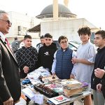 Başkan Topaloğlu’ndan pazar esnafına ziyaret