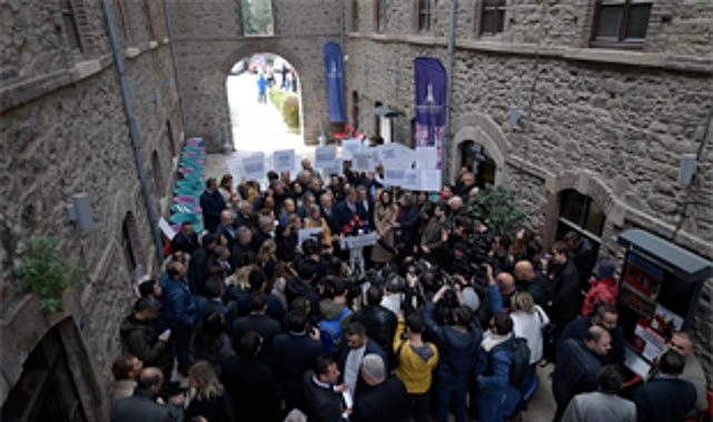 Başkan Tugay: Müsaade edin hukuki süreç tamamlansın