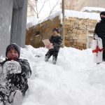 Bayburt güne 15 santimetre karla uyandı