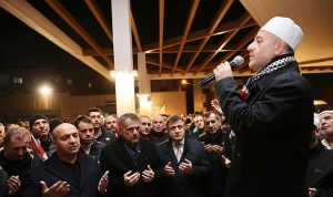 Bayrampaşa’da kardeşlik yürüyüşü