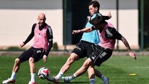 Beşiktaş’ta Fenerbahçe derbisinin mesaisi devam etti