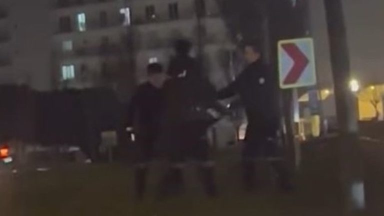 Beylikdüzü’nde telefon hırsızı kovalamacası