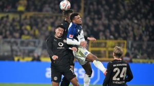 Borussia Dortmund’dan, Hamburg karşısında efsane geri dönüş