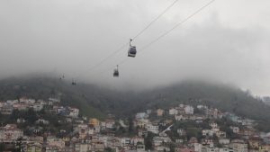 Boztepe’de sis manzarası, masalsı görüntüler sunuyor