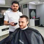 Buca Belediyesi berberleri unutmadı