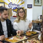 Buca’da gençliğin buluşma noktası: Üzüm Cafe