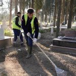 Burhaniye’de Ramazan Bayramı Öncesi Mezarlıklarda Kapsamlı Temizlik
