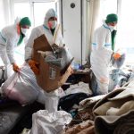 Bursa’da bulunan tarihi sokakta çöp ev temizliği: 4 kamyon atık çıktı