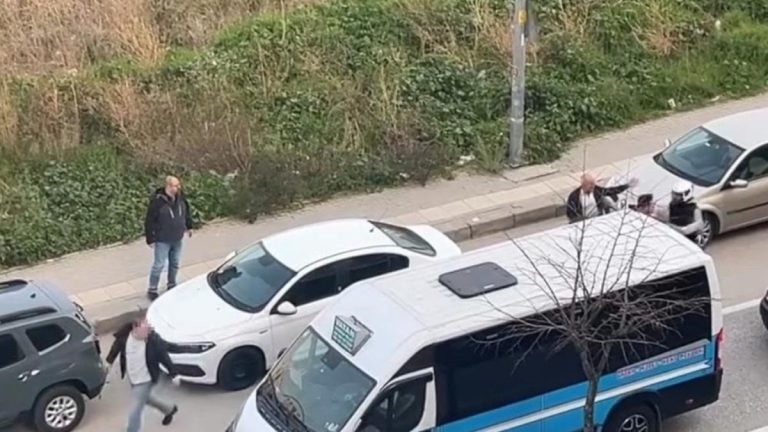 Bursa’da trafikte coplu kavga kamerada: Sürücülere 180 bin TL ceza kesildi