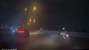 Bursa’da virajı alamayan sürücü savruldu