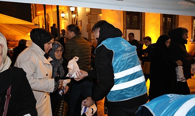 Büyükşehir’den kandil simidi ikramı