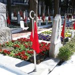 Büyükşehir’den şehitliklerde titiz çalışma