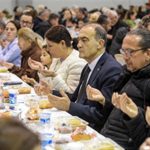 Büyükşehir’in iftar sofrası bu kez Foça’da kuruldu