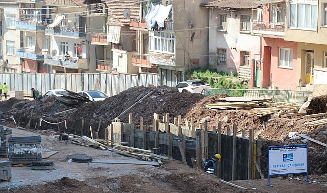 Cedit Kentsel Dönüşüm Alanında 360 Metrelik Dere Islahı İle Güvenli Altyapı