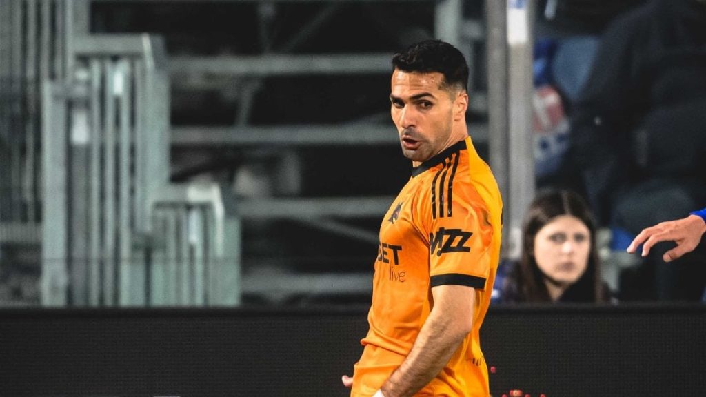 Como, Roma karşısında iki golle güldü