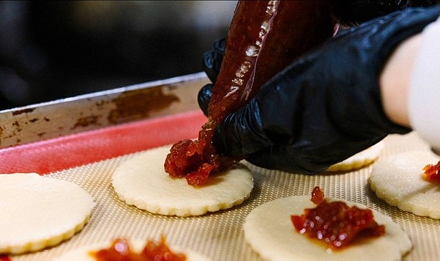 Dalında Çürüyen Değil, Sofraya Ulaşan Bereket: Balçova Belediyesinden Türkiye’ye örnek bir Dayanışma Hikâyesi