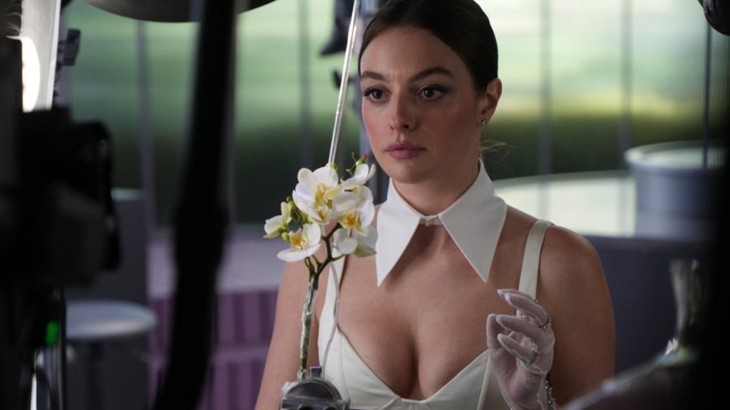 Delikanlı dizisiyle ekrana dönüyor! Melis Sezen, hemşire oldu