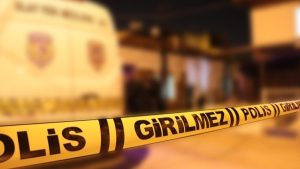 Denizli’de karısını bıçaklayan şahıs kaçtı