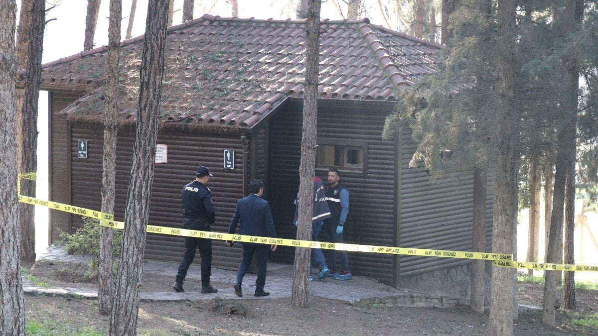 Denizli’de park lavabosunda yaşlı adam ölü bulundu