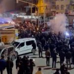 Deplasmandan galibiyetle dönen lider Erzurumspor FK, kentte coşkuyla karşılandı