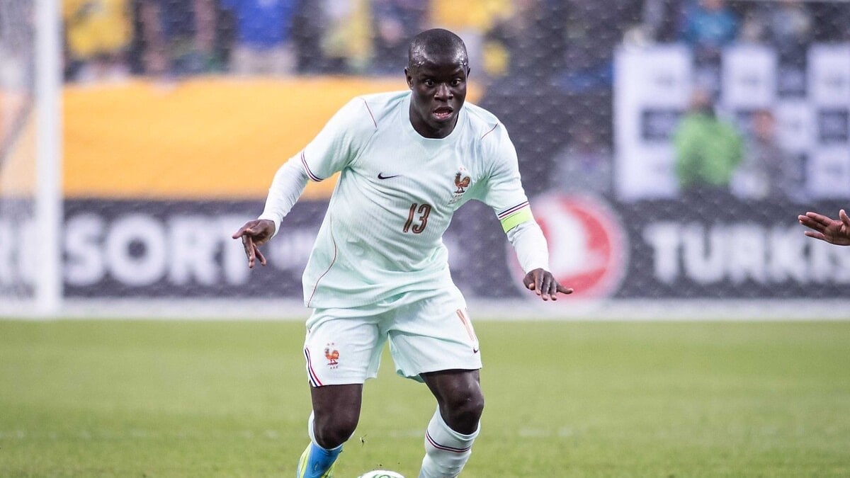 Didier Deschamps’tan N’Golo Kante’ye övgüler