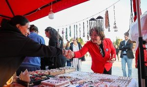 Didim’de Emekçi Kadınlar Pazarı Kent Meydanı’nda açıldı